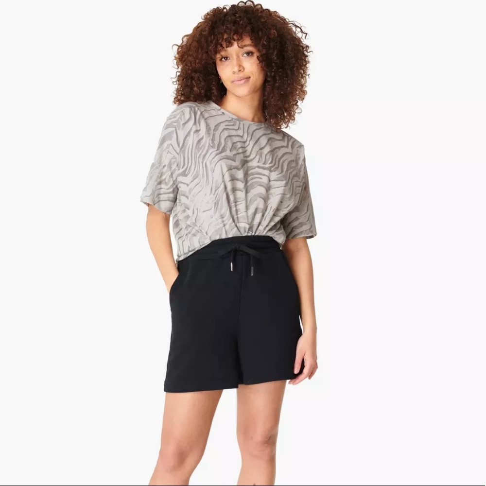Sweaty Betty Essential T-Shirt - Picture 2 of 12
